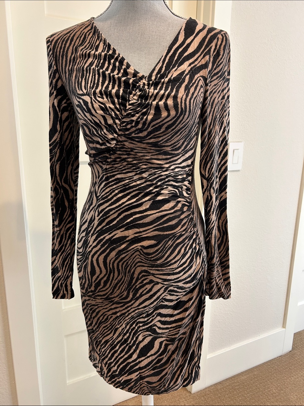 Lafayette 148 New York Long-Sleeve Zebra Print Ruched Dress - Tan & Black